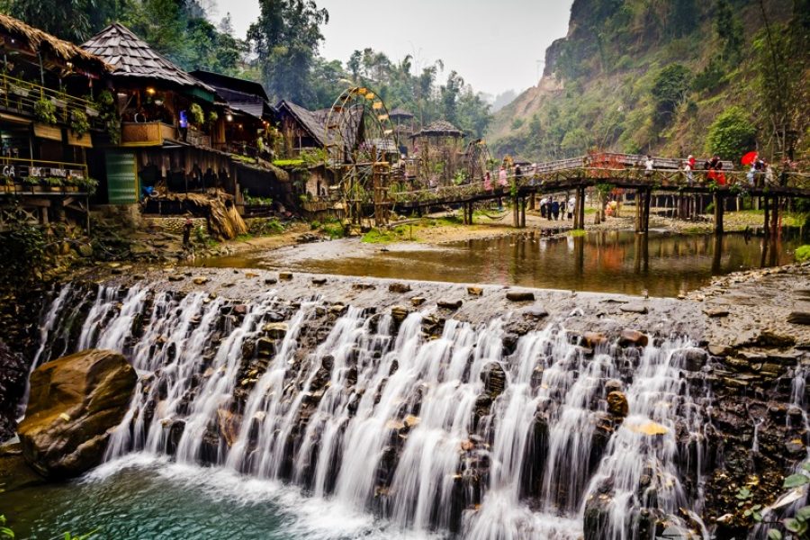 Dylan’s Famous Minibus Tour – Small Group Tour